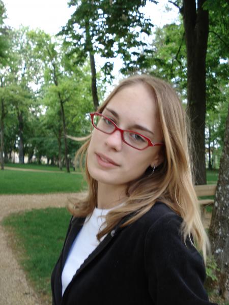  oOPréSeNtaTioNOo------>Elise